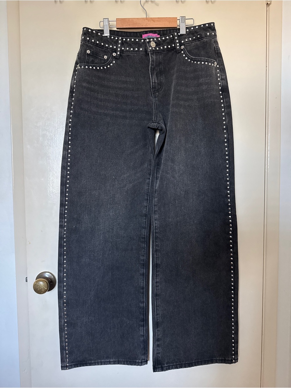 Edikted Women's Quincy Studded Low Rise Jeans EUC (missing one stud) black sz M